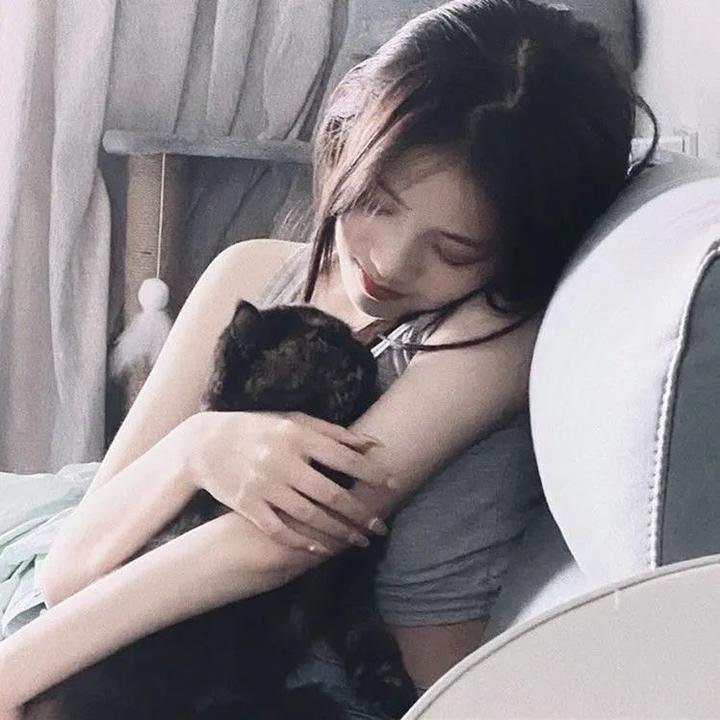极黑的布伦希尔特
